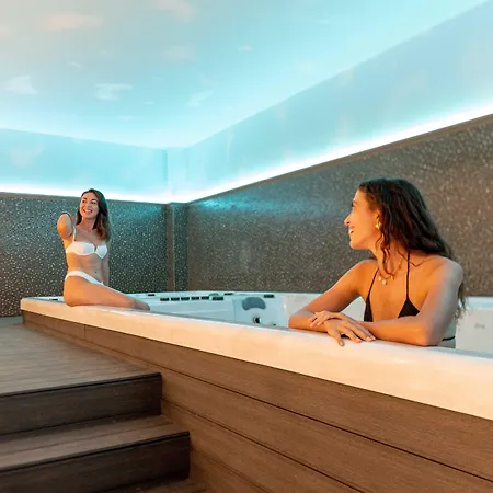 Mirror 4* Полихроно