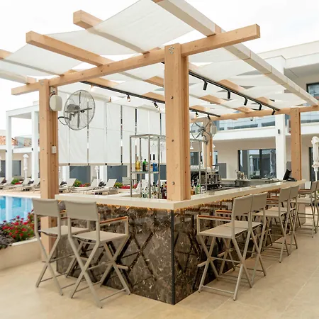 Mirror 4* Πολύχρονο